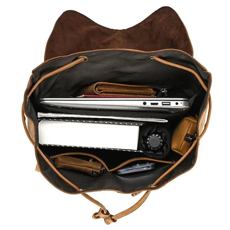 Full-Grain Leather Vintage Backpack – Soft Structure with Triple Flap Pockets