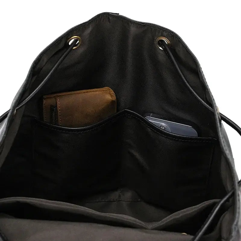 Full-Grain Leather Vintage Backpack – Soft Structure with Triple Flap Pockets