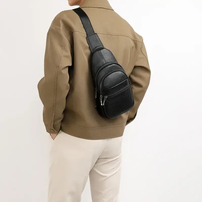 Men’s Black Grained Leather Sling Bag – Minimalist Secure Design