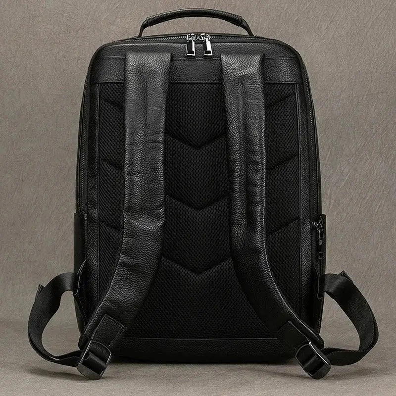 Men’s Leather Backpack - Structured Black 15’’ Laptop Bag