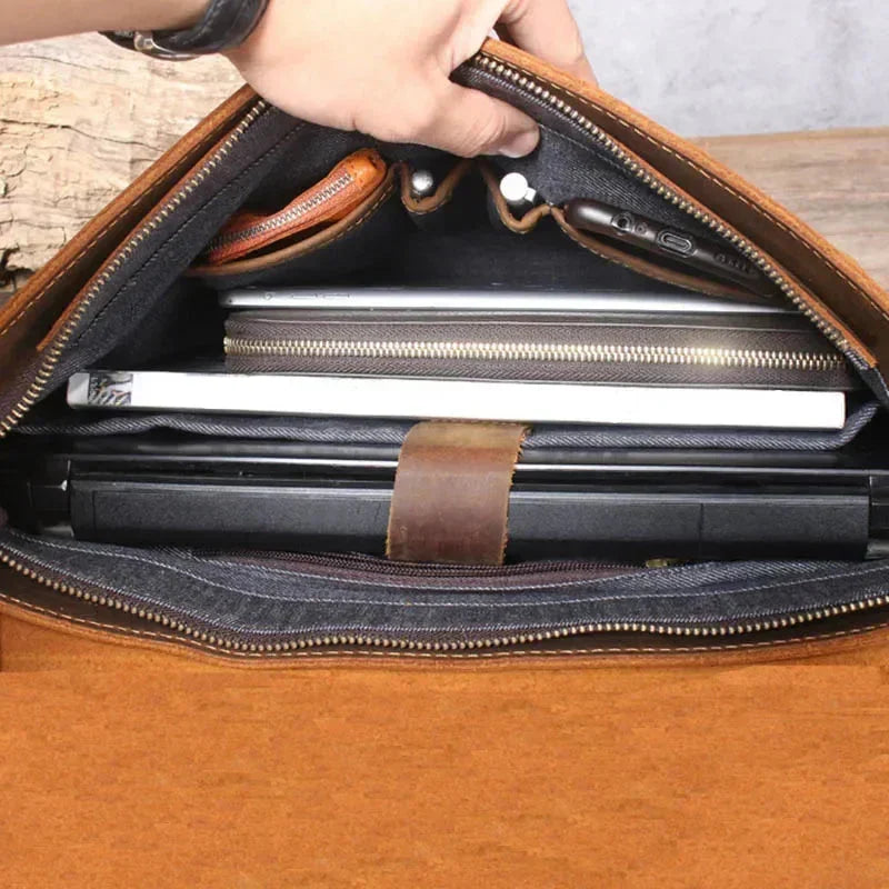 Men’s Leather Briefcase – Structured Business Bag for Professionals