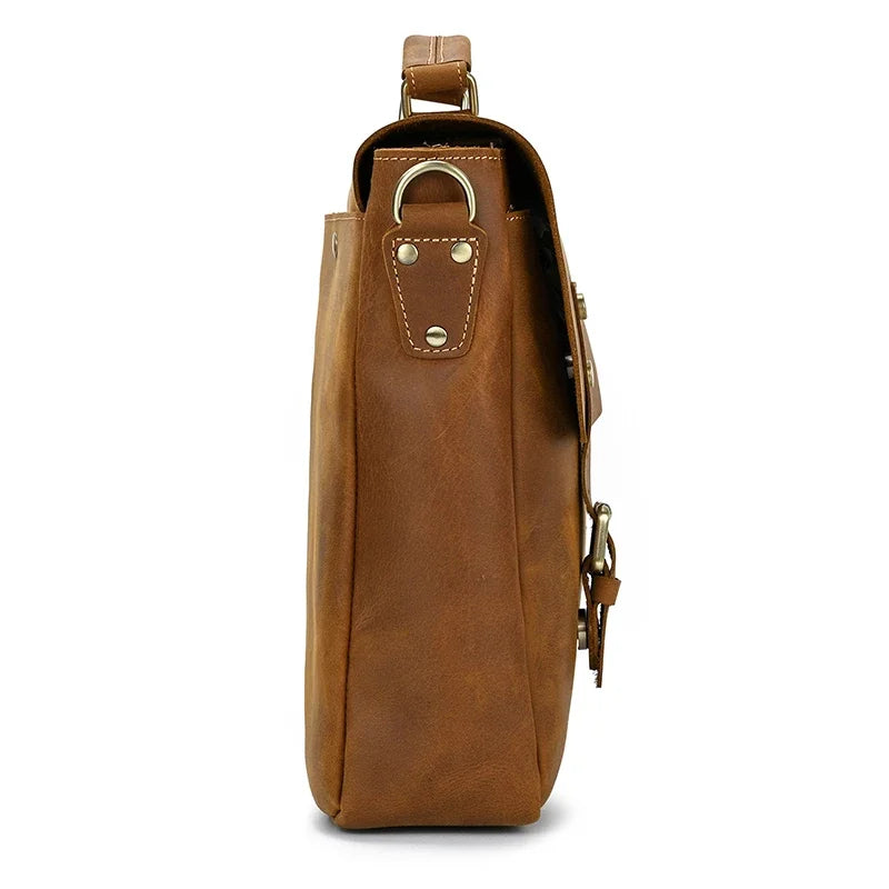 Men’s Leather Briefcase – Structured Business Bag for Professionals