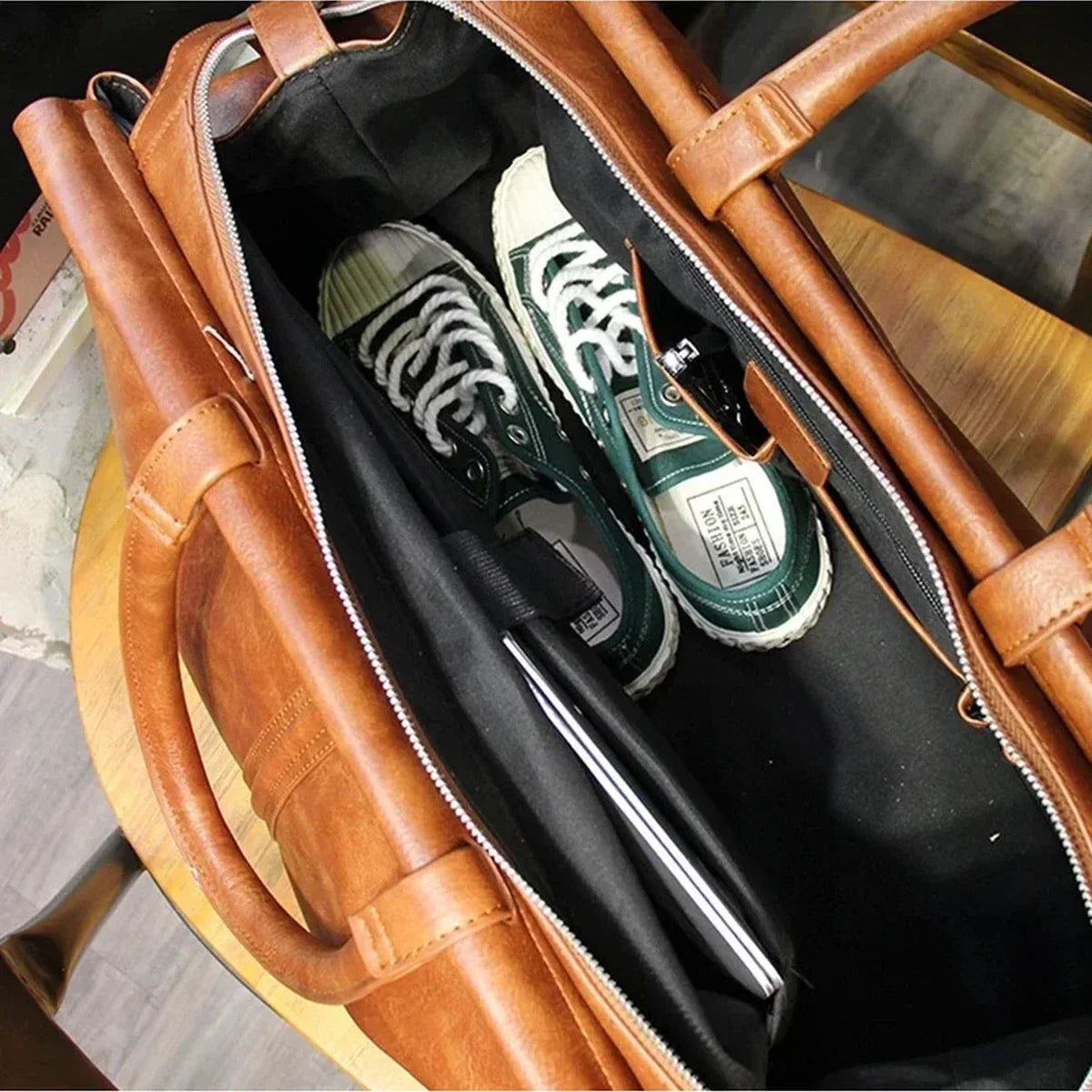 Men’s Vegan Leather Duffle Bag Doctor Style Weekender