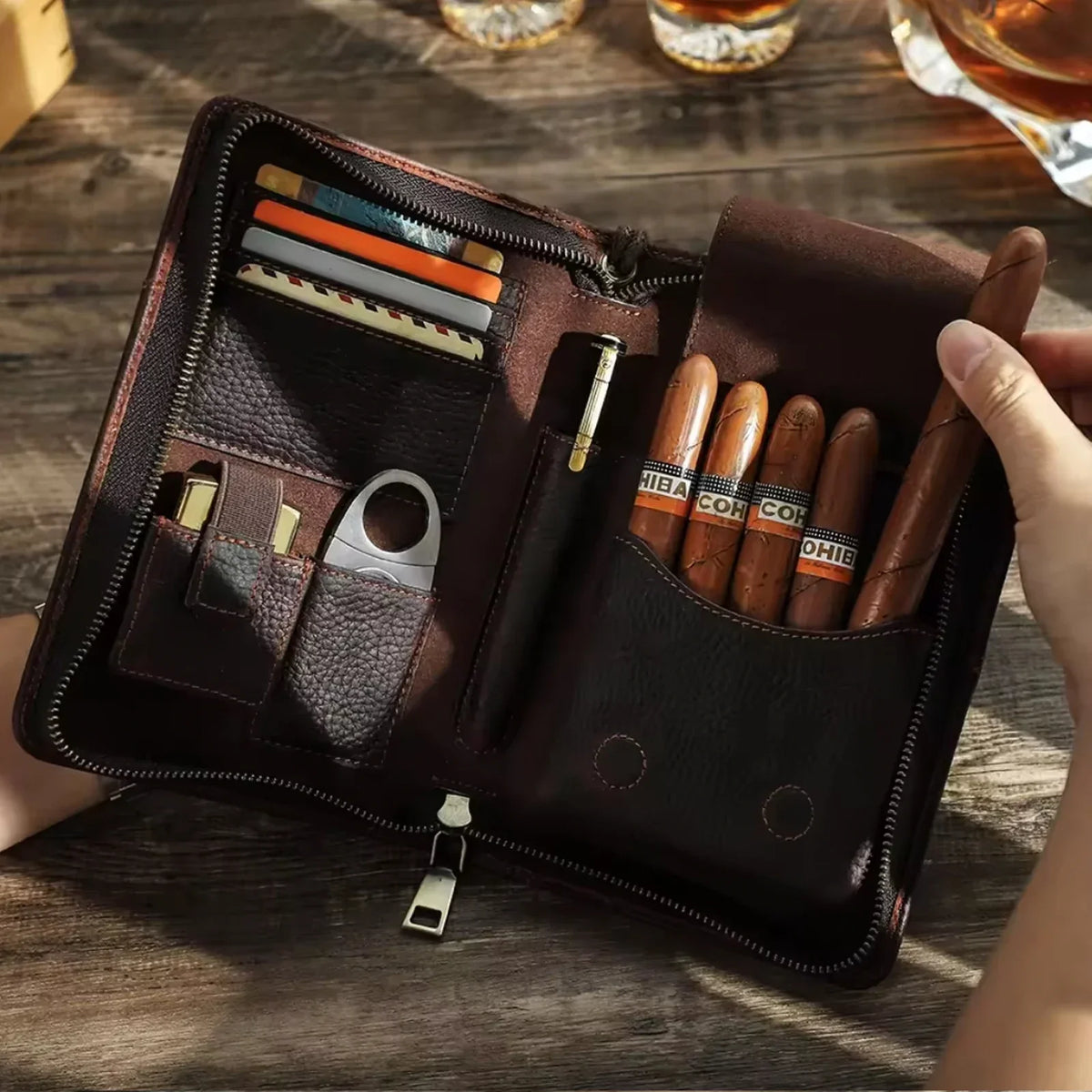 Men’s Cigar Travel Case - 5-Cigar Organizer with Phone Pocket