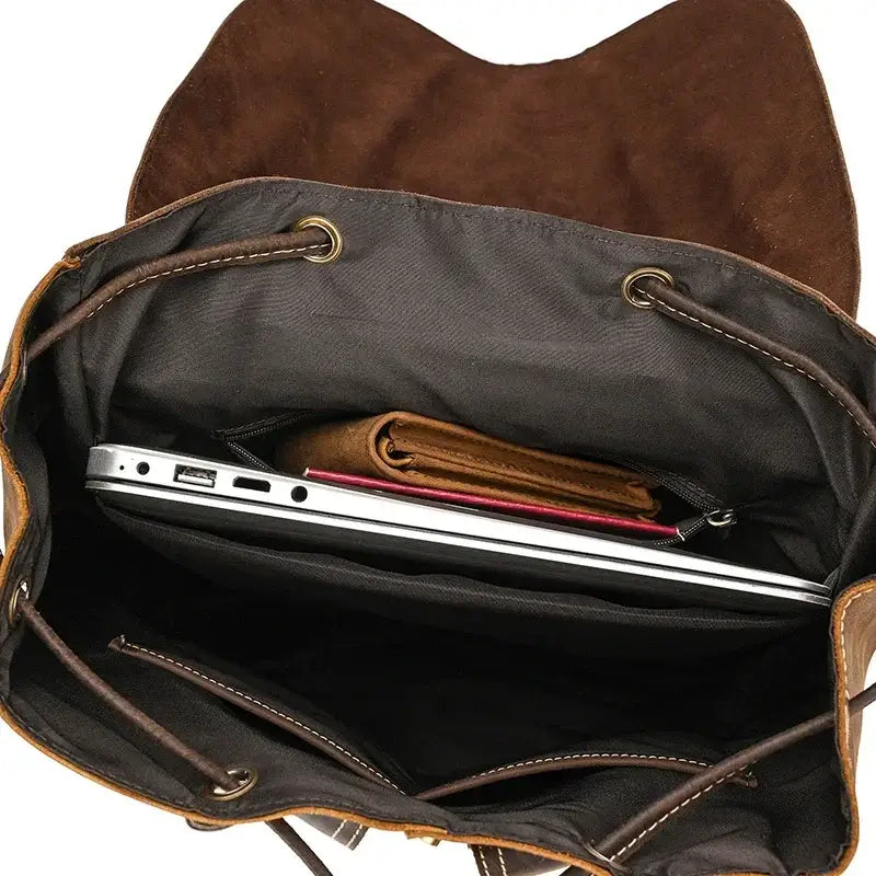Full-Grain Leather Vintage Backpack – Soft Structure with Triple Flap Pockets