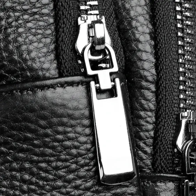 Men’s Black Grained Leather Sling Bag – Minimalist Secure Design