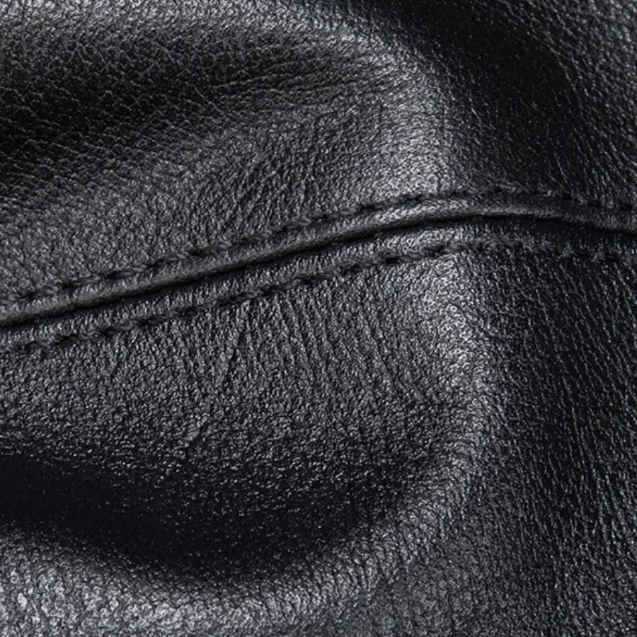 Men’s Black Leather Flap Crossbody Bag – Compact Urban Design
