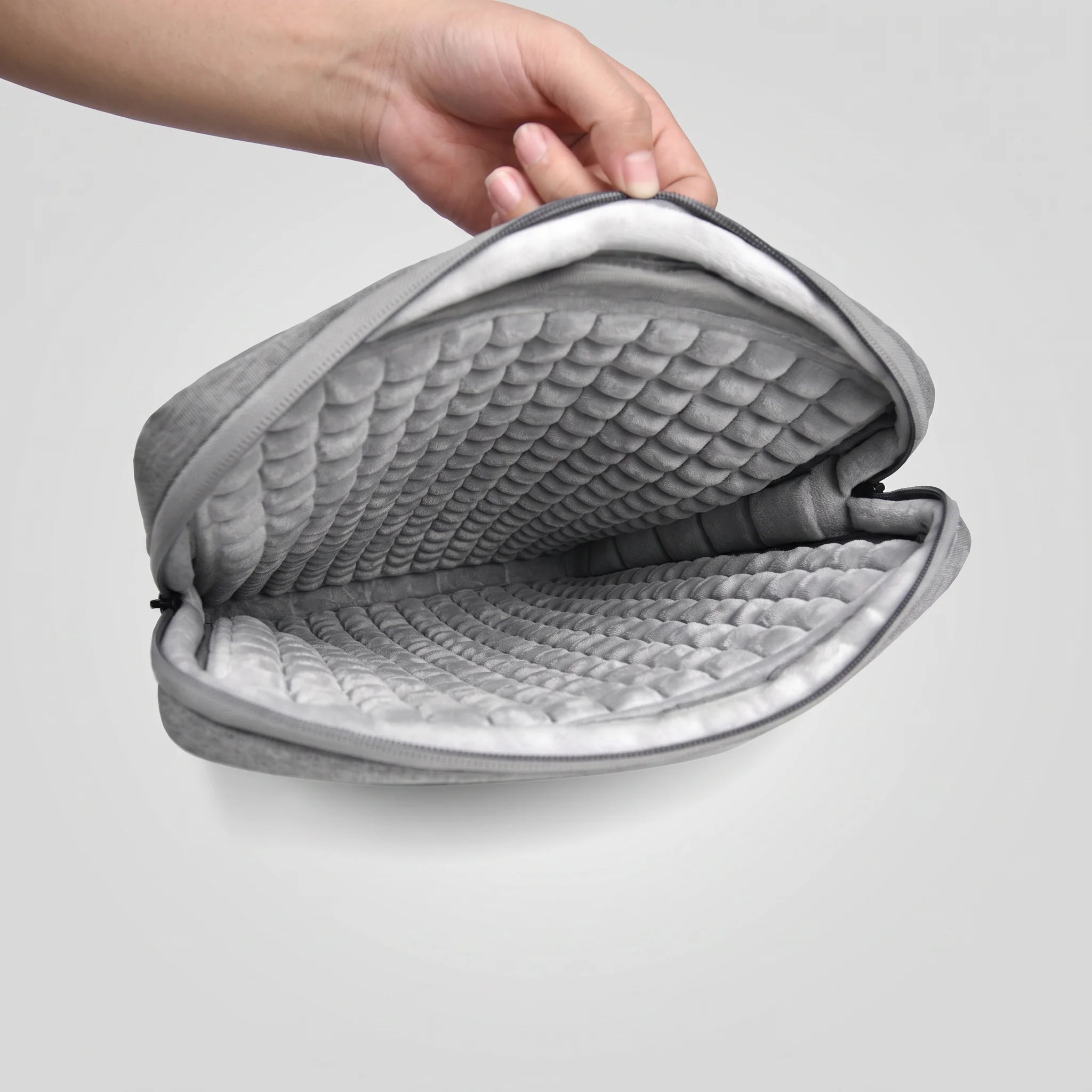 Men’s Laptop Sleeve - Padded Case with Quilted Handle