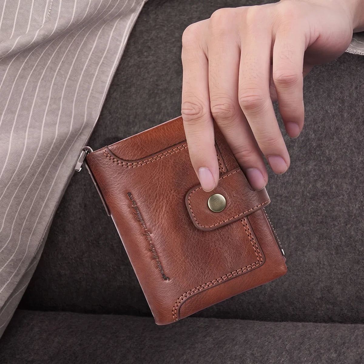 Men’s Leather Biker Wallet - Detachable Chain Snap Tab & 12 Card Slots