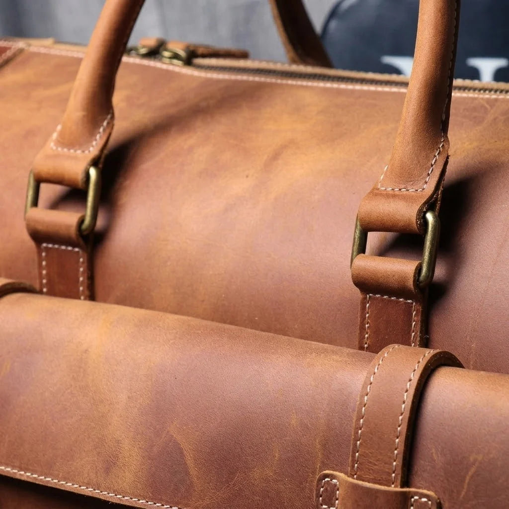 Men’s Leather Duffle Bag - Crazy Horse Shoe Pocket Weekender