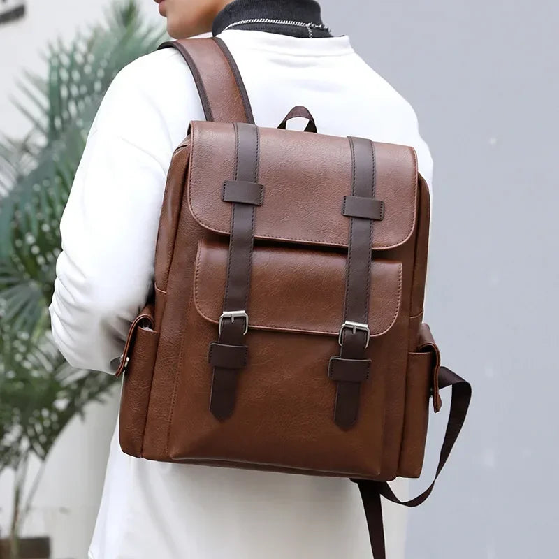 Men’s Vintage Backpack - Buckle Flap 15’’ Laptop Bag