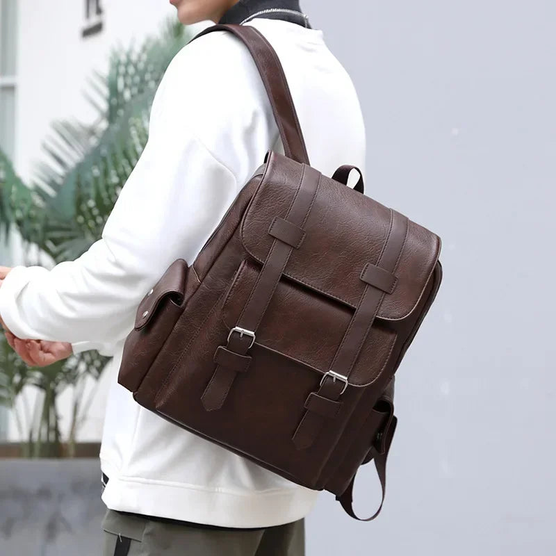 Men’s Vintage Backpack - Buckle Flap 15’’ Laptop Bag