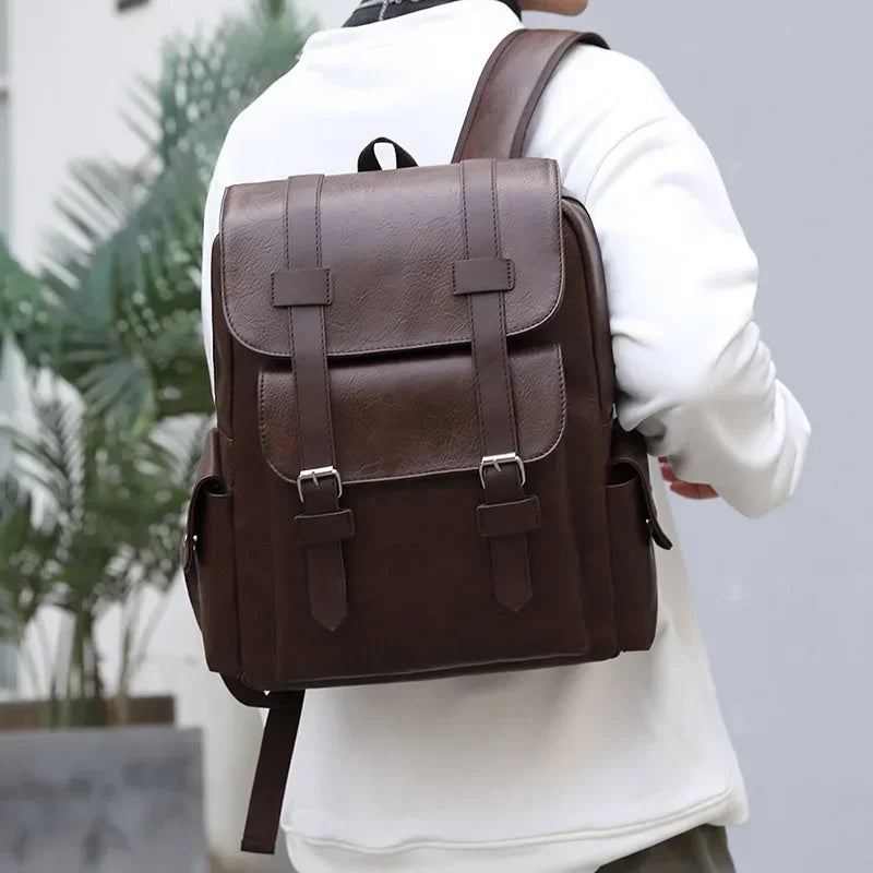 Men’s Vintage Backpack - Buckle Flap 15’’ Laptop Bag