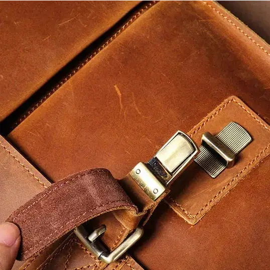 Men’s Vintage Leather Briefcase – Dual Buckle Work Satchel