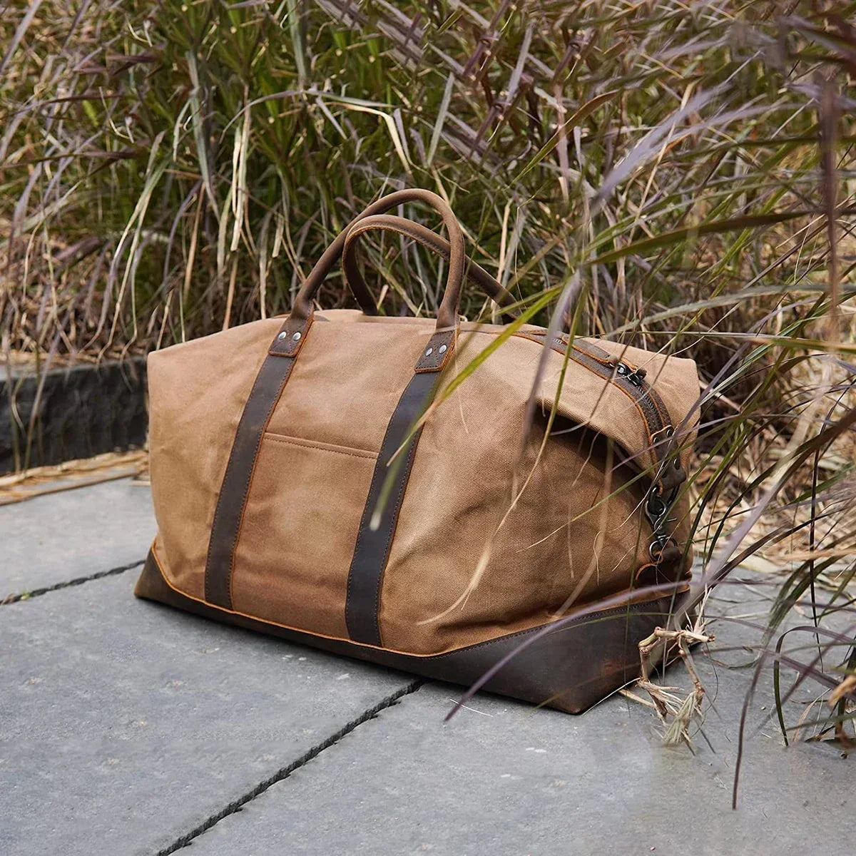 Men’s Waxed Canvas Duffle Bag with Leather Base for Weekend Travel